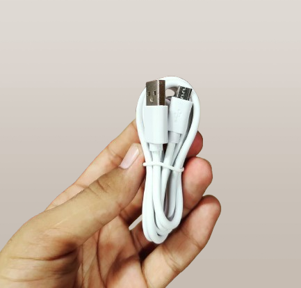 Imported Rechargeable Portable 420ml Blender with 6 Blades - Portable Blender with USB Charger - Rechargeable Portable Blender for Shakes & Juices - 420ml Personal Smoothie Maker